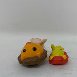 Twozies Figures Orange Lion Baby and Yellow Lion Pet