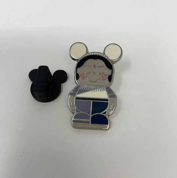 Vinylmation Jr #4 Mystery It's a Small World Indian Girl Disney Pin 97309