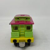 2002 LEARNING CURVE EASTER CABOOSE DIE CAST TRAIN! THOMAS & FRIENDS!