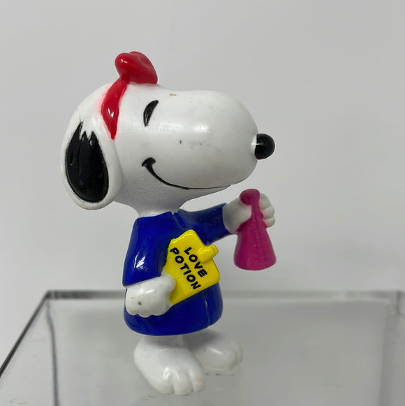 Vintage Snoopy Peanuts Gang Sister Belle PVC Figure Love Potion Valentines Day