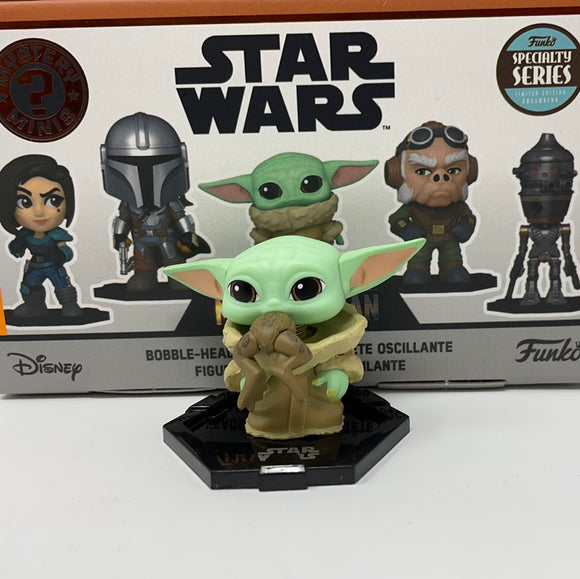 Funko Mystery Mini Specialty Series Grogu With Frog Star Wars The Mandalorian