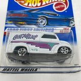 Hot Wheels 1998 First Editions Dairy Delivery 645