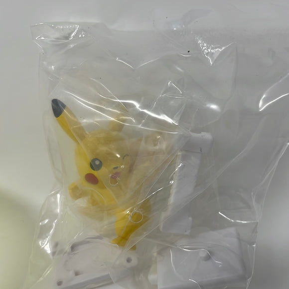 Gashapon Kitan Club Pokémon Tightly Clinging Cable Cover Pikachu