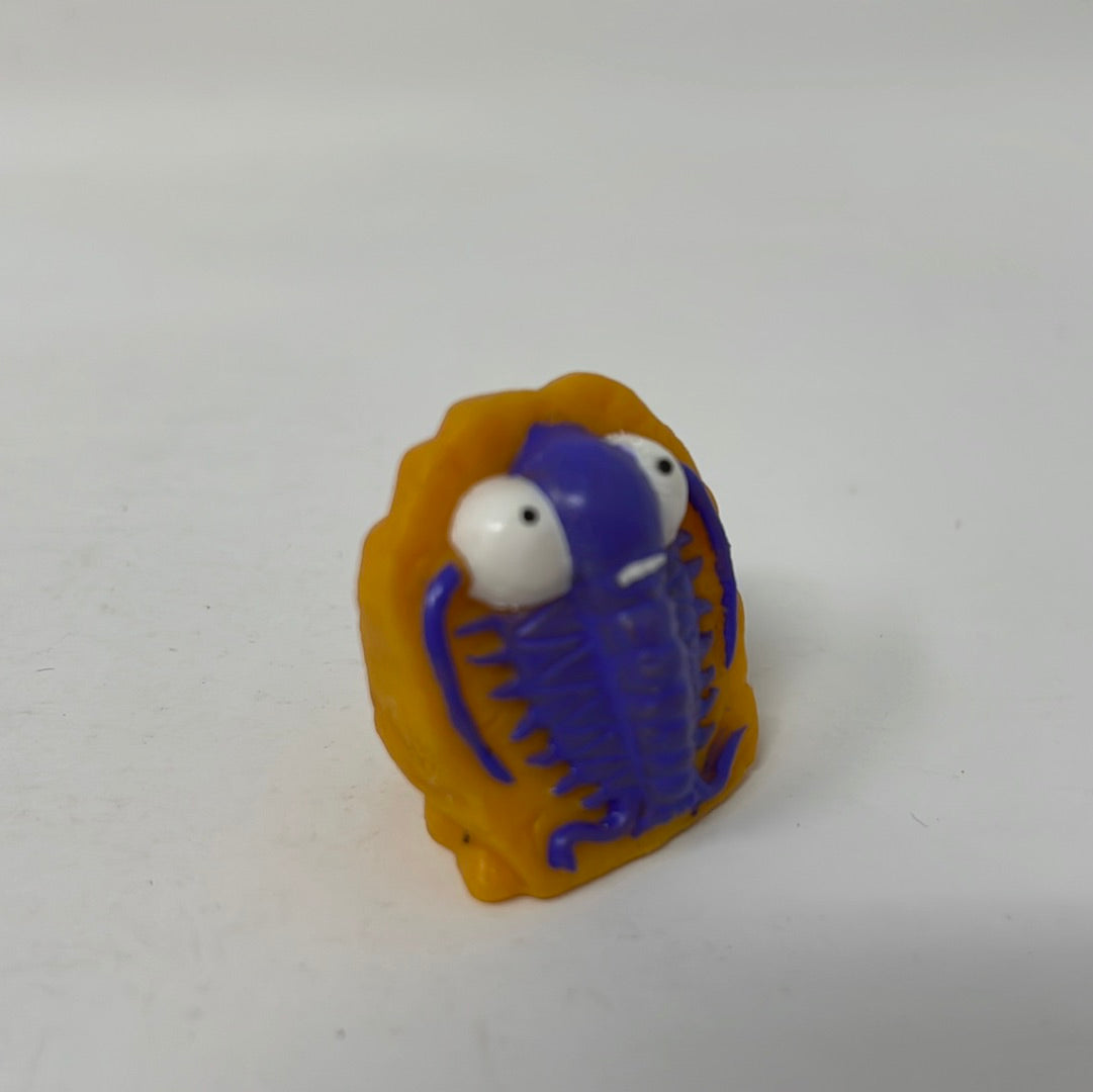 Trash Pack Rotten Egg Trashies Series #1015 MUCKY MITE Purple