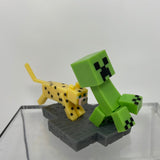 Minecraft Minifigure Mini Figure Craftables Series 1 Creeper & Ocelot Cat